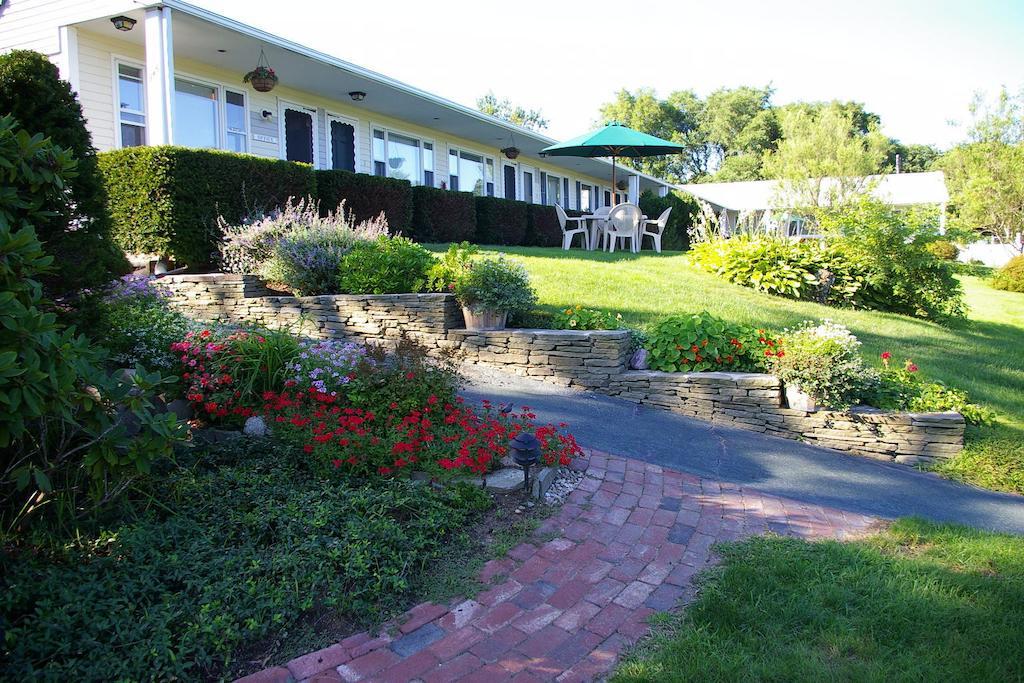 Chatham Highlander Village Inn Exterior foto