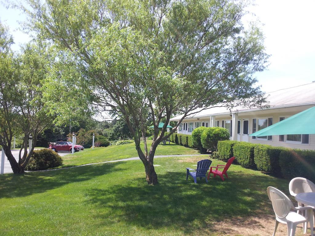 Chatham Highlander Village Inn Exterior foto